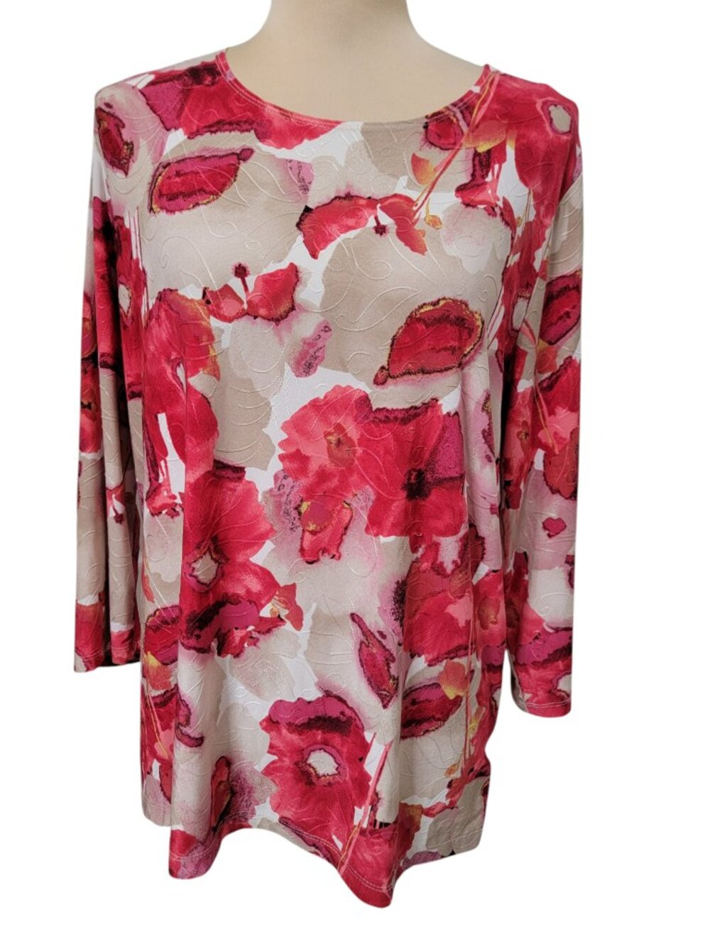 JM Collection Size 0X (14W-16W) Pink & Beige Textured Floral Tunic Top